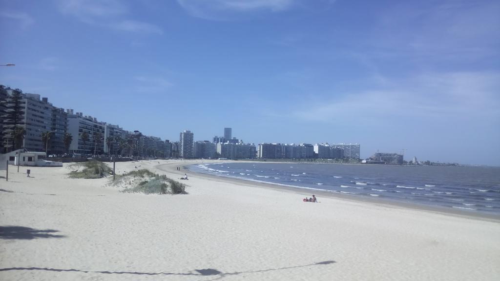 Bed and Breakfast Stone Wasi Montevideo Exterior foto