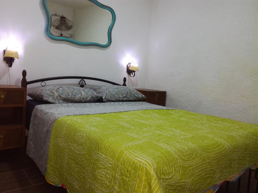 Bed and Breakfast Stone Wasi Montevideo Exterior foto