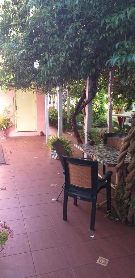 Bed and Breakfast Stone Wasi Montevideo Exterior foto